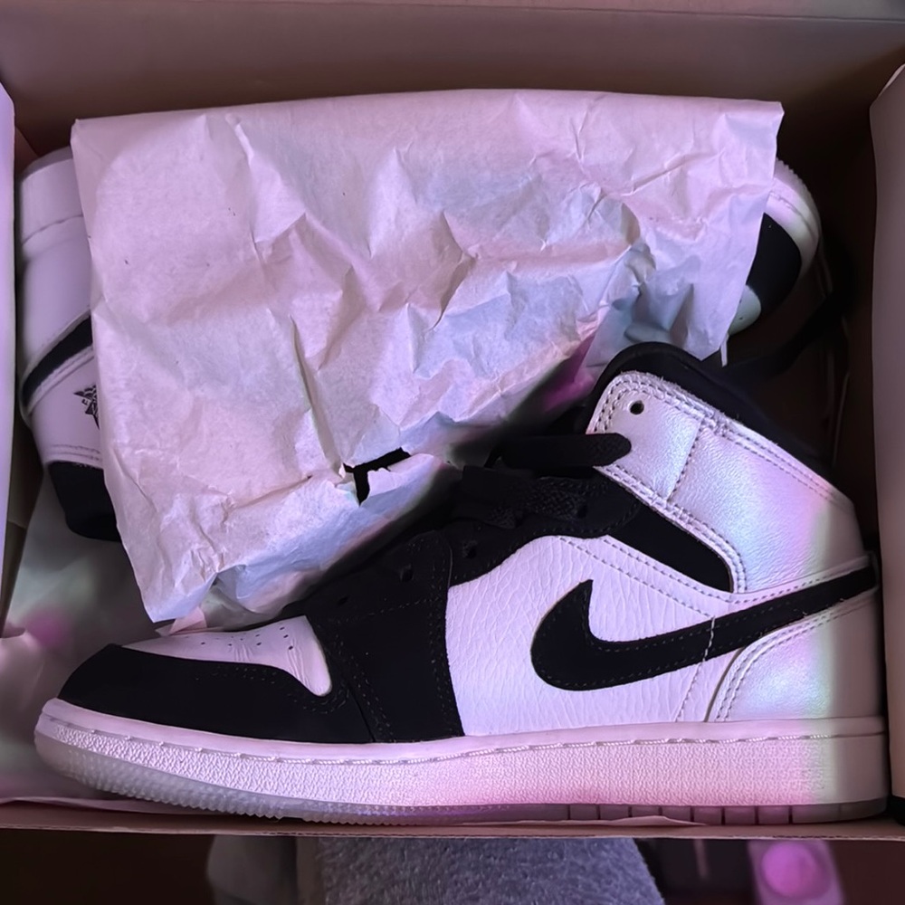 Jordan Kids Sneakers Black and White